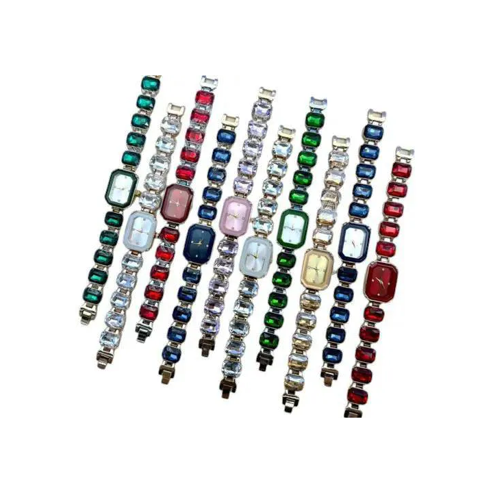 Toptan Kristal Taşlı Kadın Kol Saati - Analog Kare & Yuvarlak | istocb2b.com