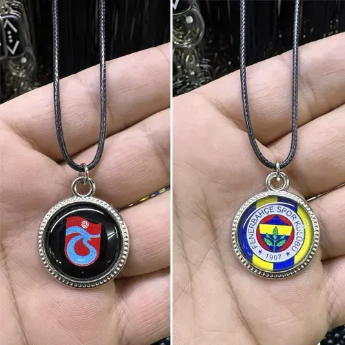 Toptan Taraftar ve Türk Bayraklı Metal Kolye Modelleri | İstoç B2B