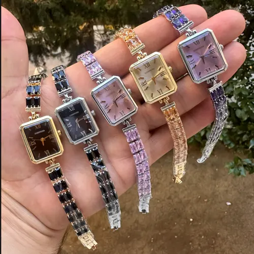 Toptan Swarovski Model Taşlı Kadın Kol Saati | İstoç B2B
